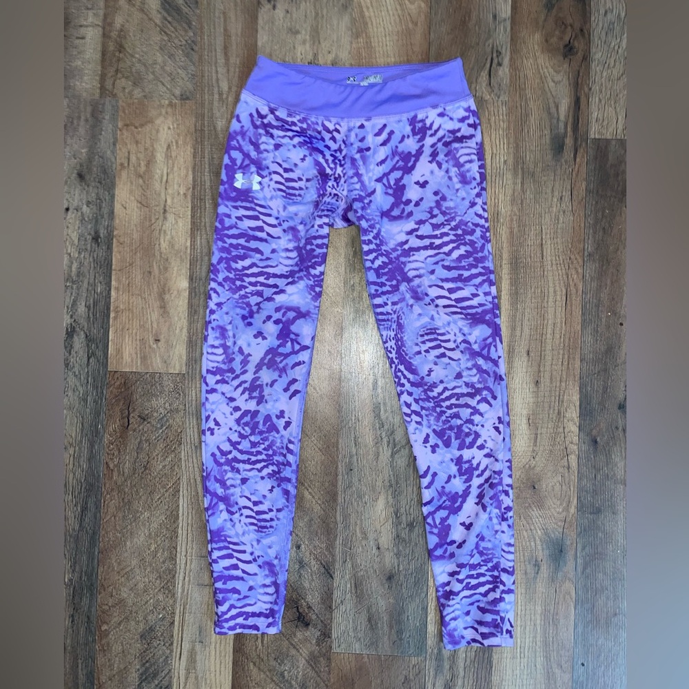 Under Armour youth medium leggings! Beautiful purple color! 💜